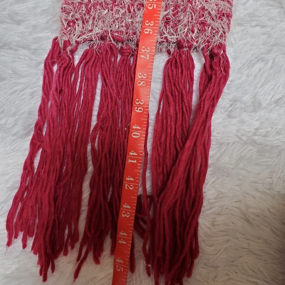 GORGEOUS MULTICOLORED STRIPED SCARF! - Picture 7 of 8